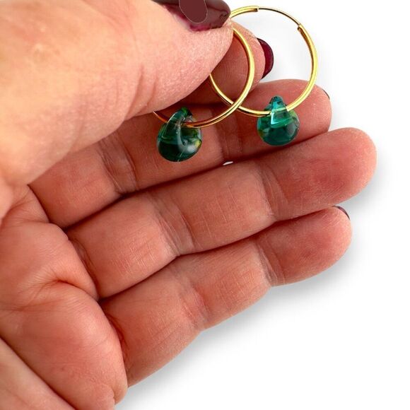 Waterlily Teardrop Endless Hoop Earrings Gold Plated - Picture 6 of 10